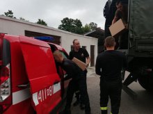 Braniewscy strażacy dostarczyli maski ochronne i płyny dezynfekcyjne