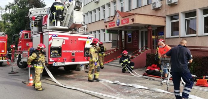 Artykuł: Strażackie ćwiczenia - pożar w starostwie