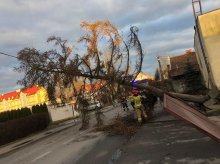 SILNY WIATR I DZIAŁANIA STRAŻAKÓW