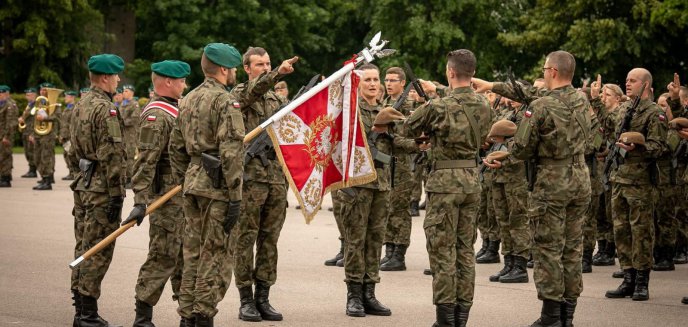 Artykuł: Po przysiędze rozpoczynają trzyletnie szkolenie