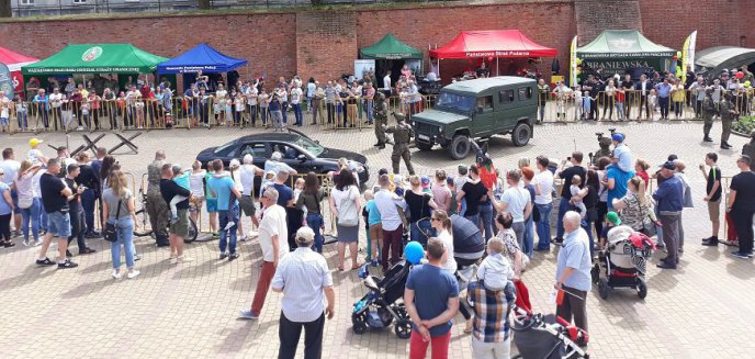 Artykuł: UDANY PIKNIK SŁUŻB MUNDUROWYCH