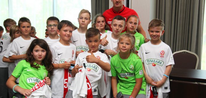 Artykuł: Arkadiusz Milik ambasadorem Turnieju „Z Podwórka na Stadion o Puchar Tymbarku” przez kolejny rok