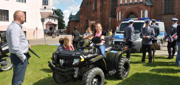 Artykuł: Policjanci świętowali z mieszkańcami