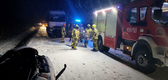 Artykuł: Sypnęło śniegiem – zderzenie dwóch pojazdów