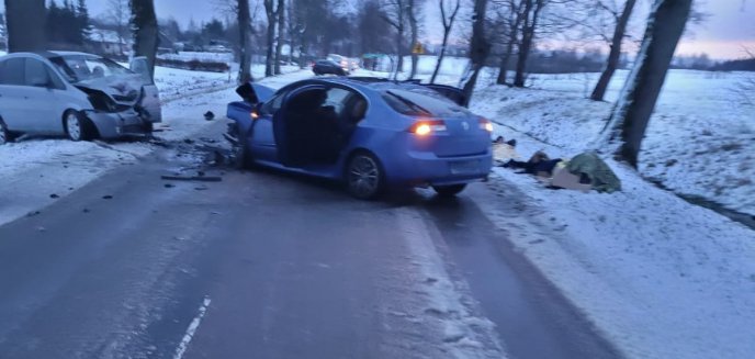 Artykuł: Żołnierze  udzielili pomocy poszkodowanym w wypadku samochodowym