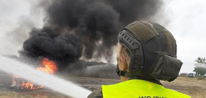 Artykuł: Żołnierze będą mogli wesprzeć strażaków przy gaszeniu pożarów