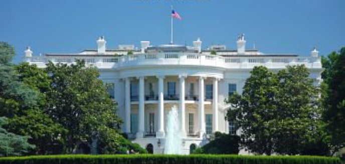Artykuł: Recenzja:  Situation Room. Pokój, w którym ważą się losy świata      George Stephanopoulos Lisa Dickey
