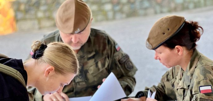 POCZĄTEK WOJSKOWEJ DROGI. PRZYJĘCIE OCHOTNIKÓW W 4W-MBOT