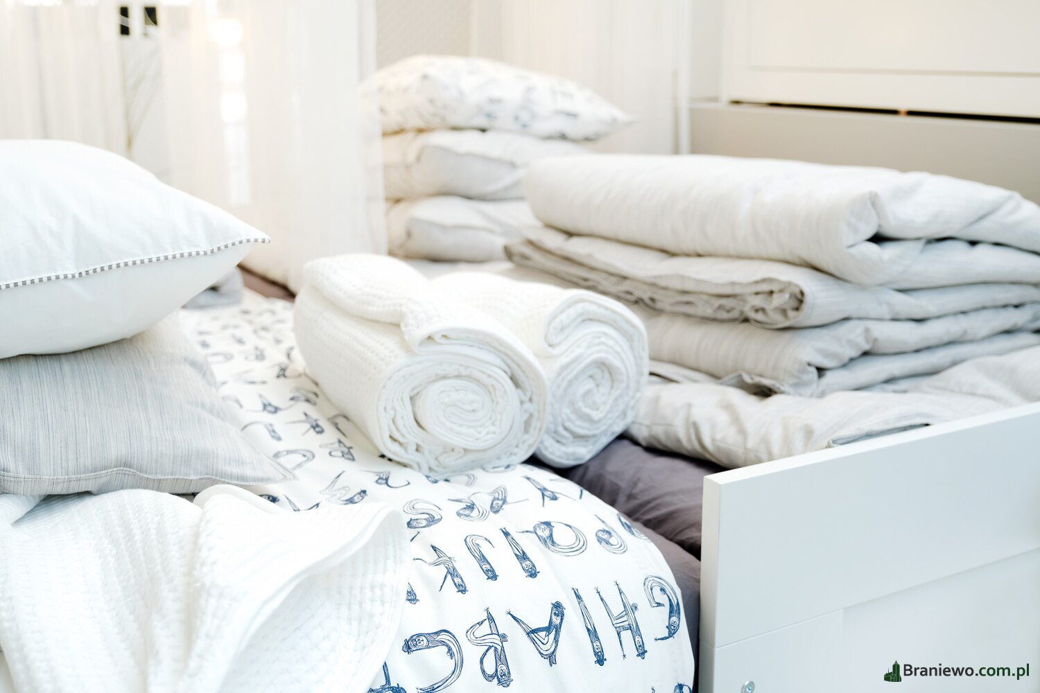 Prześcieradła hotelowe pod lupą: które rozwiązanie sprawdzi się najlepiej w codziennej pracy?
