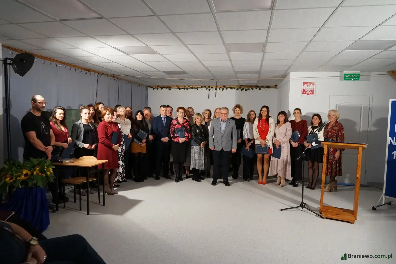 POWIATOWY DZIEŃ NAUCZYCIELA W LICEUM OGÓLNOKSZTAŁCĄCYM IM. FELIKSA NOWOWIEJSKIEGO W BRANIEWIE