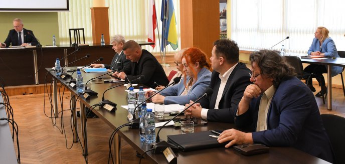 XXXVII SESJA RADY POWIATU BRANIEWSKIEGO