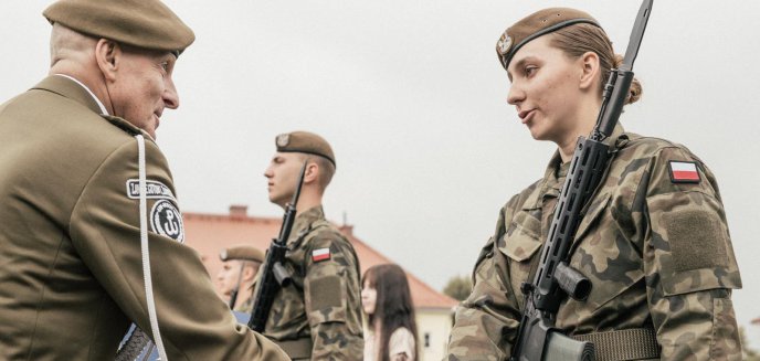 Artykuł: BLISKO 130 NOWYCH ŻOŁNIERZY ZŁOŻYŁO PRZYSIĘGĘ W BRANIEWIE