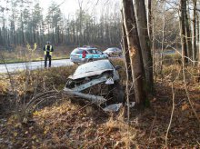 Wjechał do przydrożnego rowu, był pijany i bez prawa jazdy