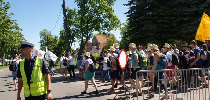 Artykuł: Policjanci czuwali nad bezpieczeństwem pielgrzymów