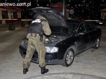 Ujawnione papierosy i zatrzymane Audi A6