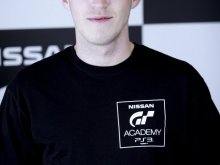 ZOSTAŃ KIEROWCĄ WYŚCIGOWYM NISSANA I PLAYSTATION®  JUŻ WKRÓTCE RUSZAJĄ ELIMINACJE DO GT ACADEMY 2013