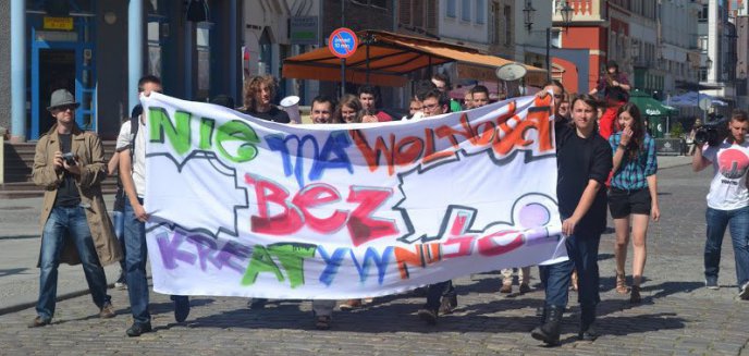 Artykuł: Działania młodzieży czyli o atomowych inicjatywach