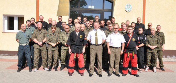 Artykuł: Seminarium „Posługiwanie się palką teleskopową” z ekspertami Combat Kalaki w CSSG w Kętrzynie