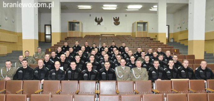 Artykuł: ŚWIADECTWA WRĘCZONE