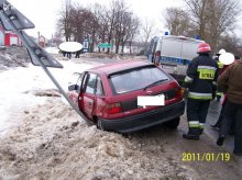 Wypadek z udziałem dwóch pojazdów osobowych