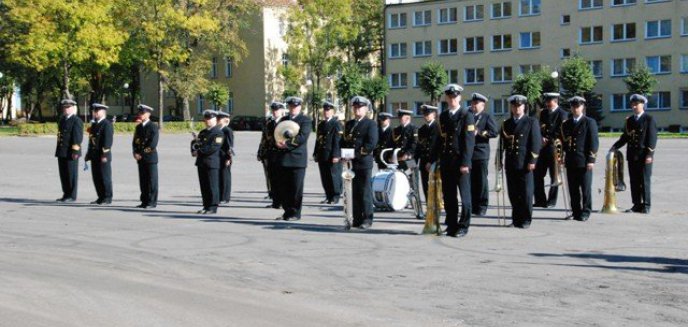 Artykuł: PO SZKOLENIU DO SŁUŻBY