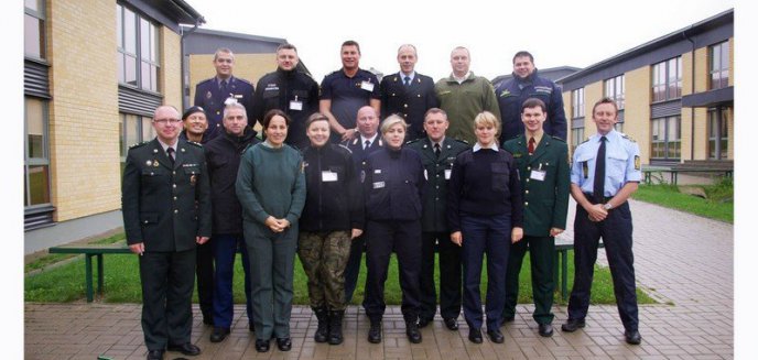 Artykuł: Funkcjonariusze Straży Granicznej w Europejskim Kursie Oficerskim